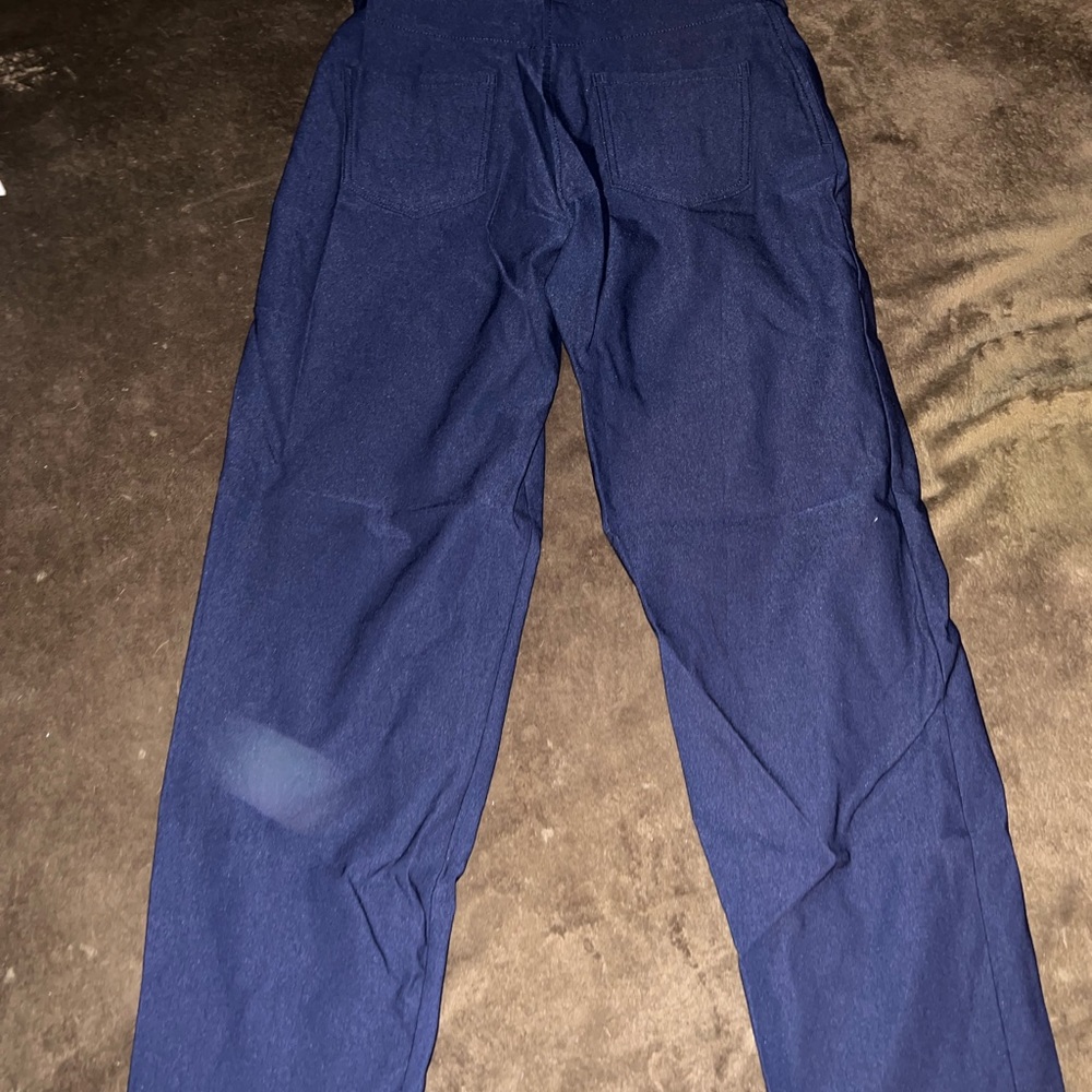 Navy Blue Tahari Casual wear jeggings, Never Worn, Size Small
